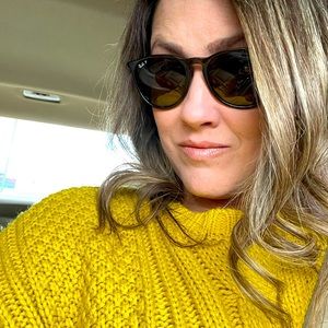 Meet your Posher, Alyssa